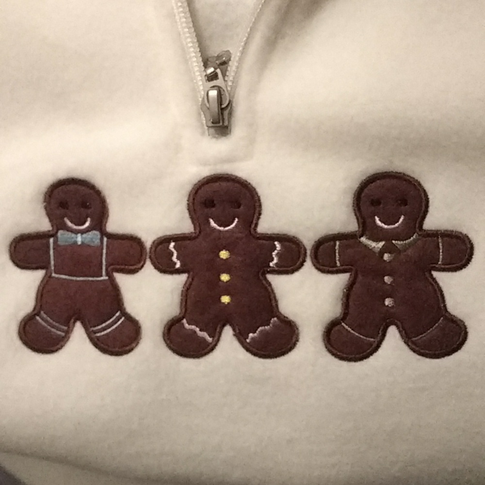 Festive White Fleece with Gingerbread Trio